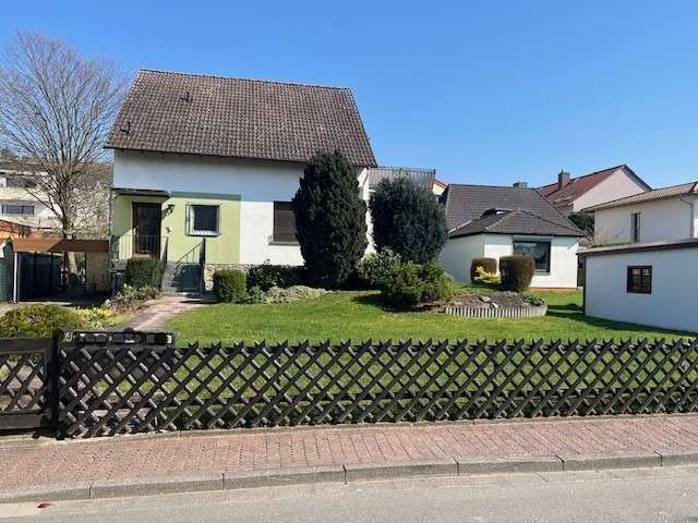 Einfamilienhaus Bad Vilbel - 10 Zimmer, 200 m&sup2;, 1.410.000&euro; | Angebot:24468794