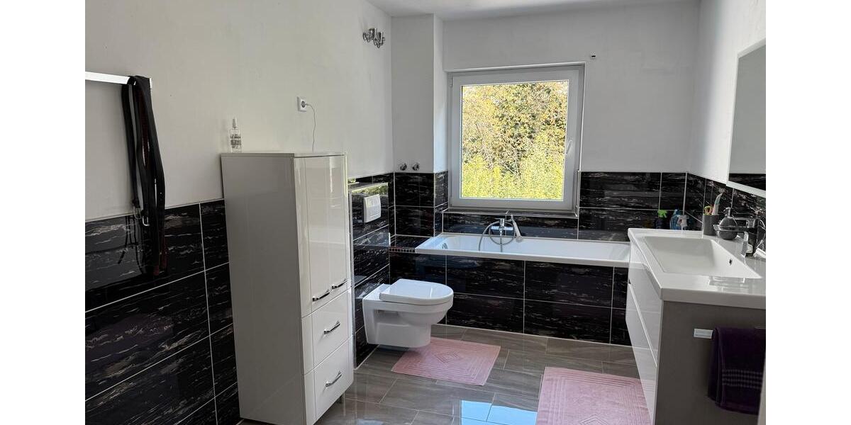 Reihenhaus Frankfurt am Main Sindlingen - 5 Zimmer, 150 m&sup2;, 560.000&euro; | Angebot:25861213