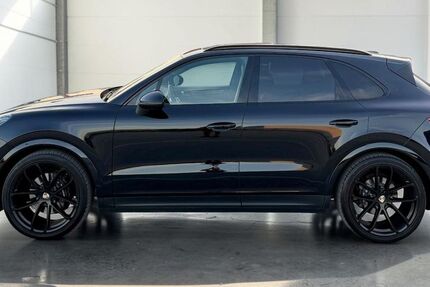 Porsche Cayenne 89.500 km 52.900 &euro; Frankfurt am Main 65933