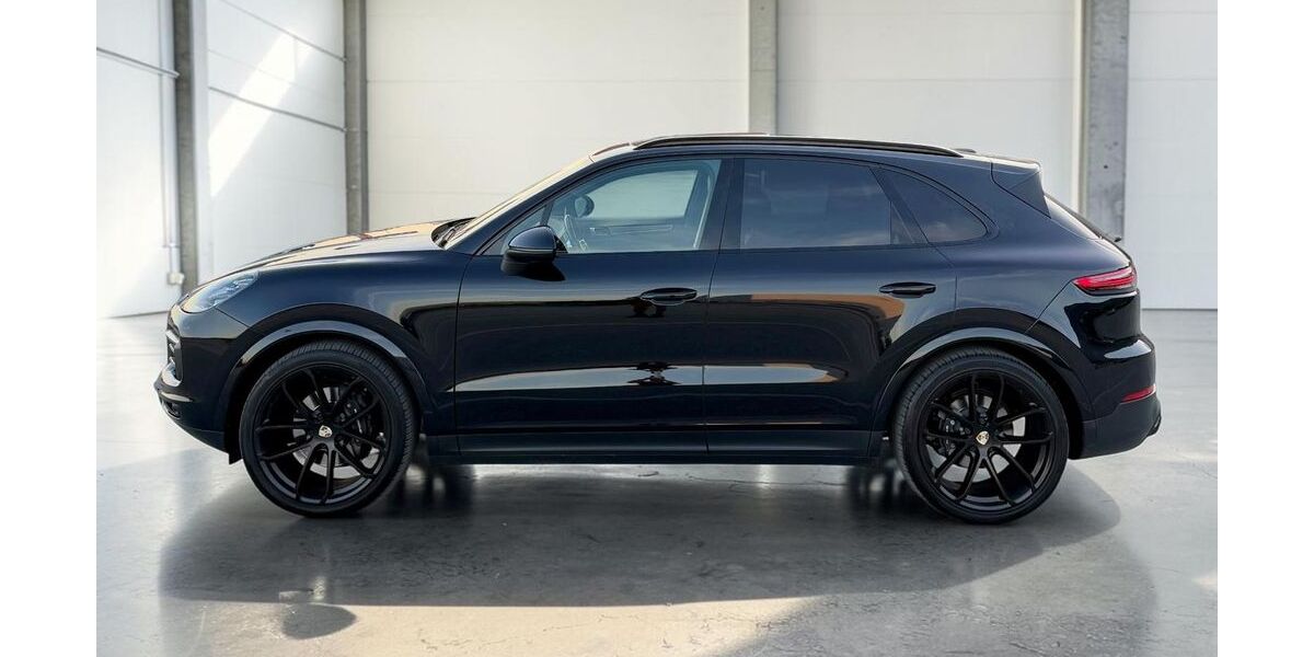 Porsche Cayenne 89.500 km 52.900 &euro; Frankfurt am Main 65933
