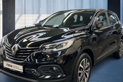 Renault Kadjar 74.942 km 15.190 &euro; Frankfurt / Main 60314