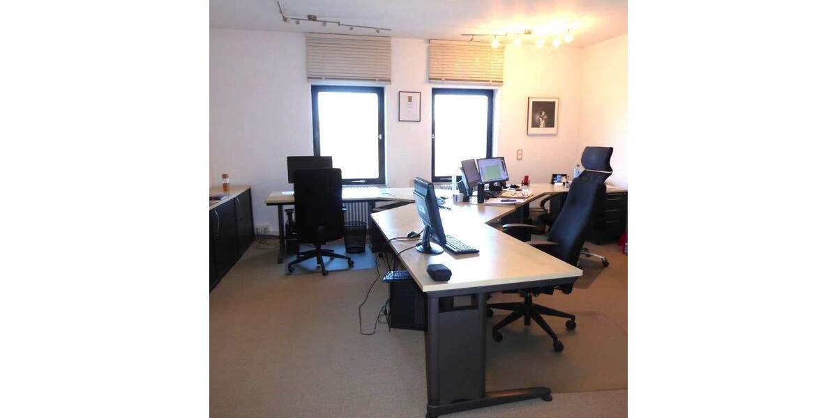 Gewerbeobjekt Bad Homburg vor der Höhe Bad Homburg - 6 Zimmer, 135 m&sup2;, 2.430&euro; | Angebot:25745529