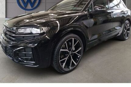 VW Touareg 15.000 km 107.999 &euro; Frankfurt 60326