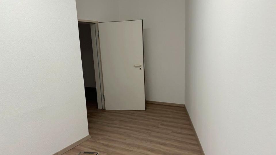 Etagenwohnung Büdingen - 5 Zimmer, 176 m&sup2;, 1.975&euro; | Angebot:25067101