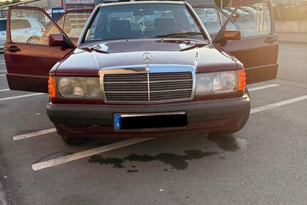Mercedes-Benz 190 159.000 km 7.500 &euro; Eschborn 65760