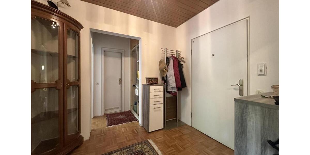 Etagenwohnung Offenbach am Main Bieber - 2 Zimmer, 62 m&sup2;, 900&euro; | Angebot:25809518