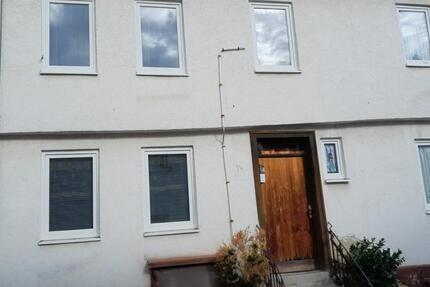 Haus Groß-Umstadt Umstadt - 4 Zimmer, 90 m&sup2;, 240&euro; | Angebot:27717351