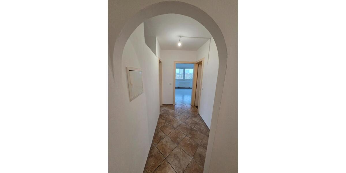 Etagenwohnung Frankfurt am Main Sossenheim - 4.5 Zimmer, 110 m&sup2;, 1.200&euro; | Angebot:25903895