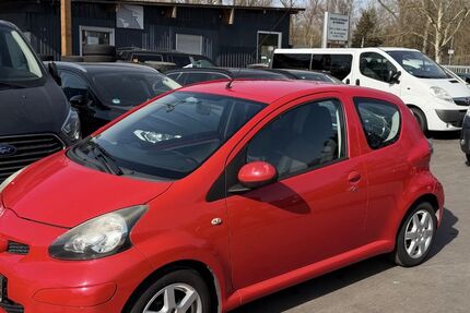 Toyota Aygo (X) 135.000 km 2.499 &euro; Frankfurt am Main 60486
