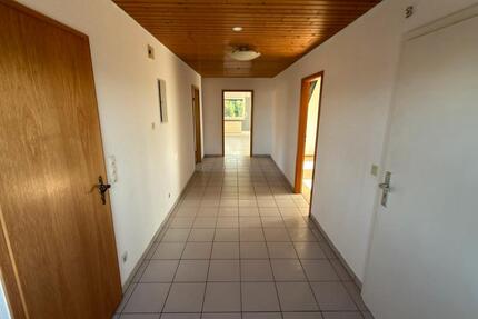 Wohnung Karben - 3 Zimmer, 103 m&sup2;, 1.250&euro; | Angebot:27616216