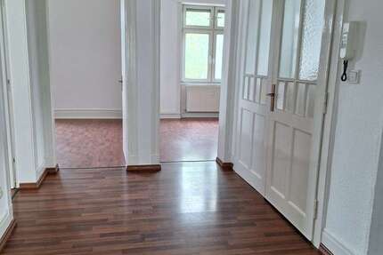 Wohnung Bad Homburg Gonzenheim - 3 Zimmer, 90 m&sup2;, 1.230&euro; | Angebot:27708286