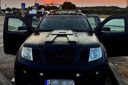 Nissan Navara 220.000 km 19.000 &euro; dietzenbach 63128