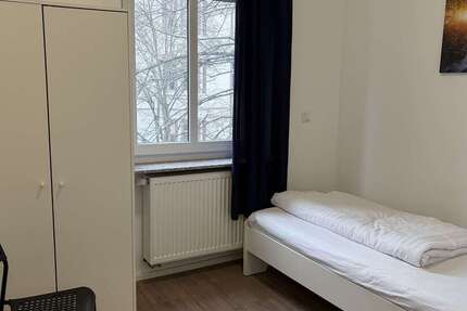 Wohnung Frankfurt Unterliederbach - 1 Zimmer, 9 m&sup2;, 450&euro; | Angebot:25978025