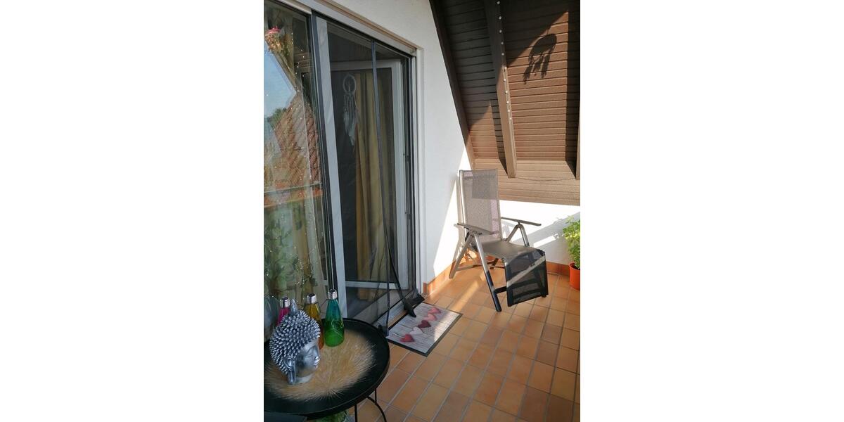 Dachgeschoßwohnung Büdingen - 3 Zimmer, 67 m&sup2;, 650&euro; | Angebot:25944224