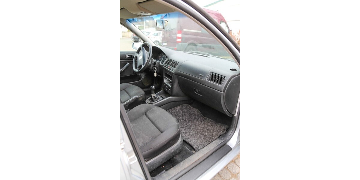 VW Golf IV 254.000 km 3.700 &euro; Babenhausen 64832