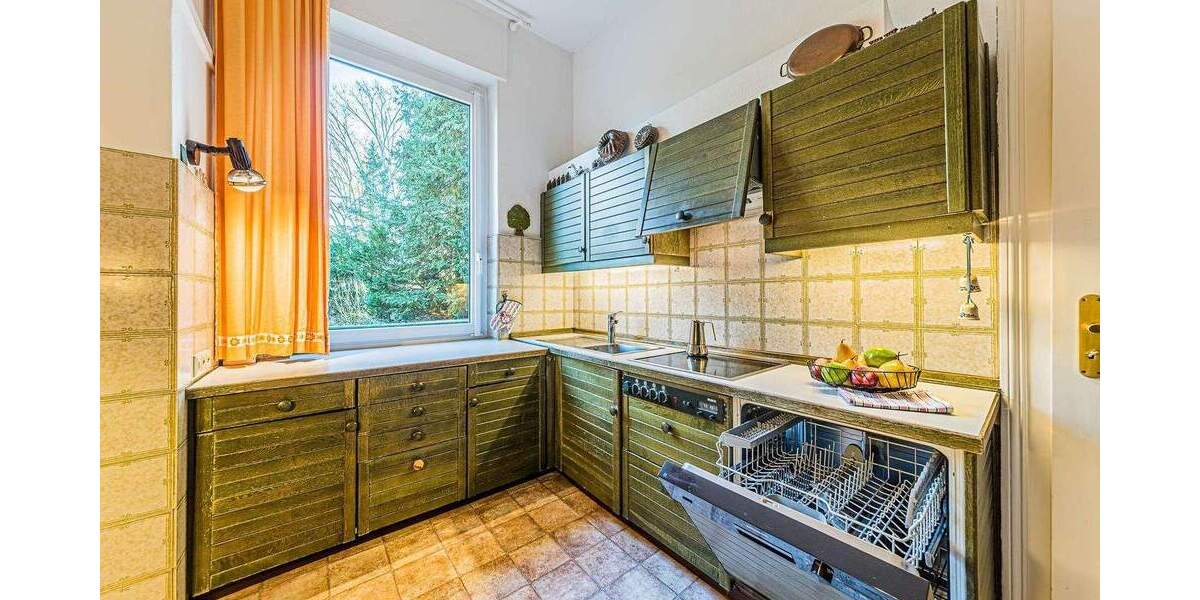 Etagenwohnung Frankfurt am Main Niederursel - 3 Zimmer, 120 m&sup2;, 2.100&euro; | Angebot:25768511