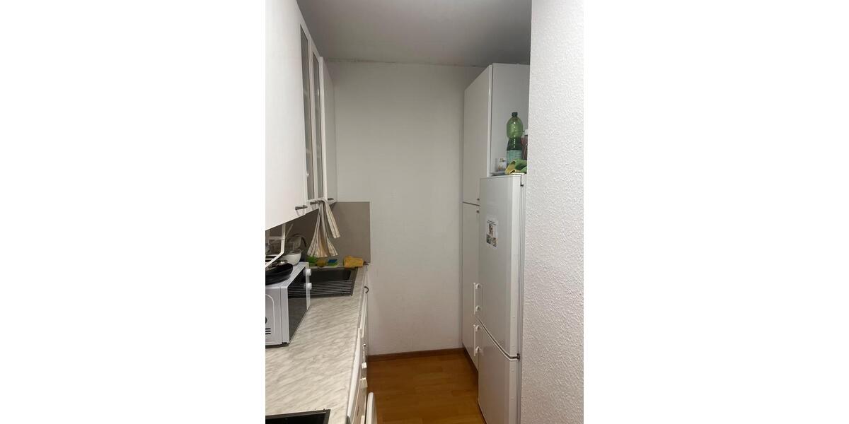 Etagenwohnung Frankfurt am Main Mitte-West - 6 Zimmer, 23 m&sup2;, 480&euro; | Angebot:23793936