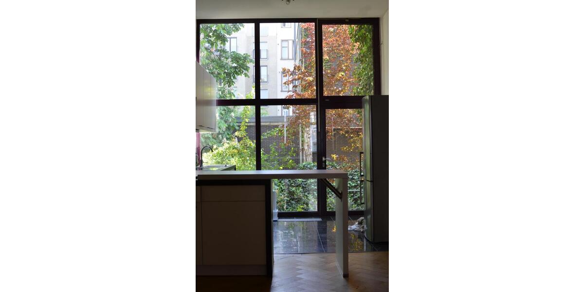 Hochparterre Frankfurt am Main Bockenheim - 3 Zimmer, 95 m&sup2;, 2.250&euro; | Angebot:25945216