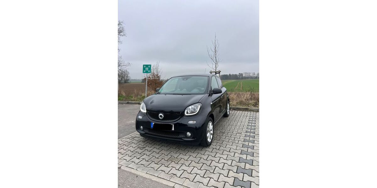 Smart ForFour 83.048 km 7.250 &euro; Frankfurt 60435
