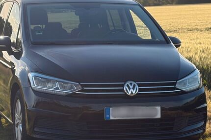 VW Touran 185.000 km 15.950 &euro; Frankfurt am Main 60433