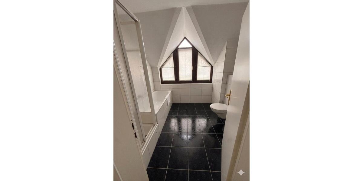 Dachgeschoßwohnung Dietzenbach - 3 Zimmer, 84 m&sup2;, 300.000&euro; | Angebot:26585248