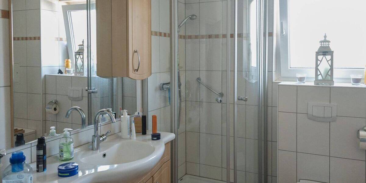 Etagenwohnung Hanau Steinheim - 3 Zimmer, 94 m&sup2;, 298.000&euro; | Angebot:25691137