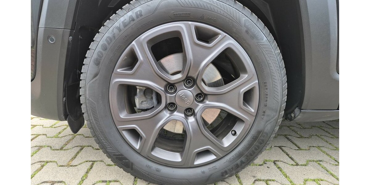 Jeep Renegade Limited FWD, Klima, PDC, Leder, Rückfahrk 126.400 km 15.790 &euro; Rodgau 63110