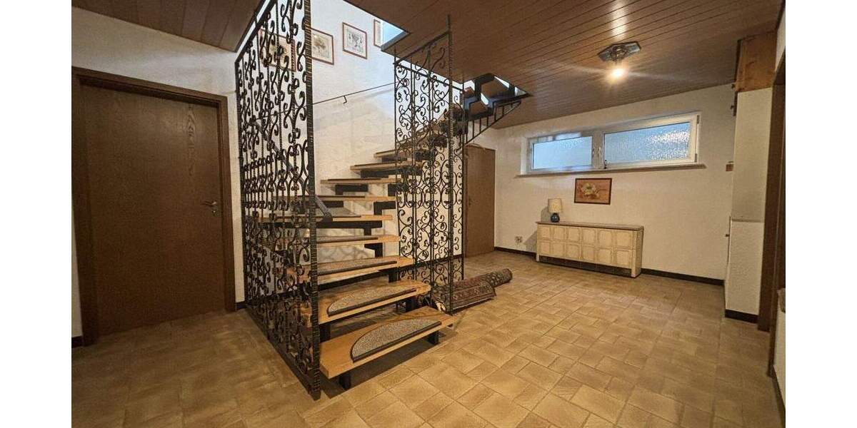 Einfamilienhaus Ranstadt - 6 Zimmer, 170 m&sup2;, 449.900&euro; | Angebot:25775618