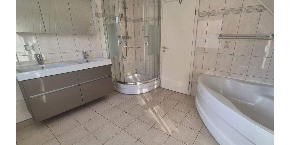 Einfamilienhaus Bruchköbel - 5 Zimmer, 157 m&sup2;, 749.000&euro; | Angebot:25729724