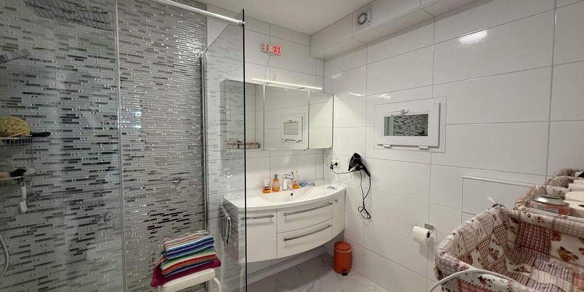 Etagenwohnung Frankfurt am Main Bornheim - 3 Zimmer, 93 m&sup2;, 610.000&euro; | Angebot:25797731