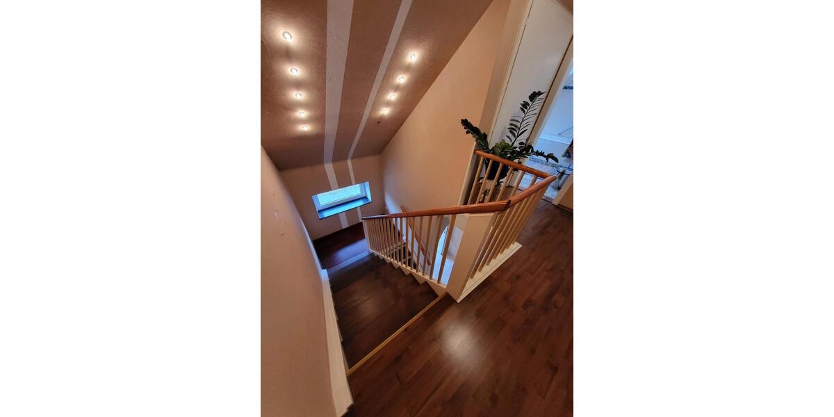 Reihenhaus Frankfurt am Main Sachsenhausen Süd - 5 Zimmer, 110 m&sup2;, 225.000&euro; | Angebot:25987425