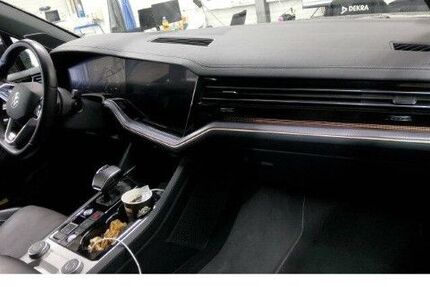 VW Touareg 50.420 km 59.780 &euro; Frankfurt 60326