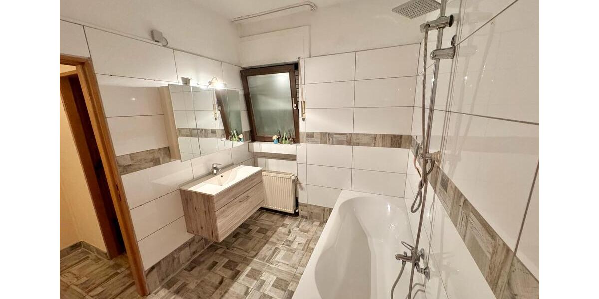 Mehrfamilienhaus, Wohnhaus Babenhausen - 10 Zimmer, 310 m&sup2;, 649.999&euro; | Angebot:26495779