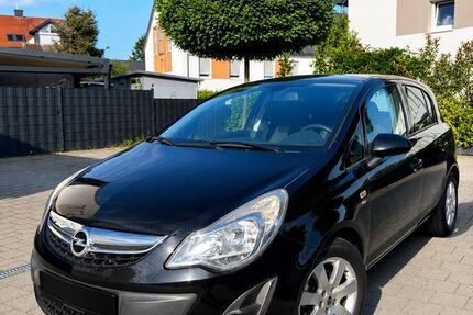 Opel Corsa 256.000 km 2.399 &euro; Frankfurt am Main 60437