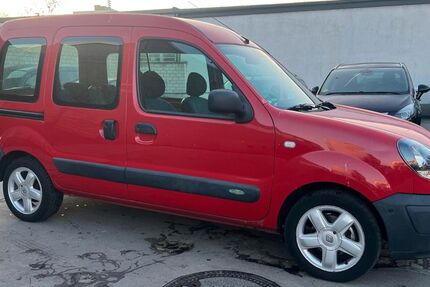 Renault Kangoo 41.000 km 2.999 &euro; Frankfurt am Main 65933
