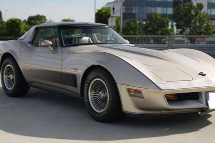 Corvette C3 16.000 km 36.000 &euro; Langen (Hessen), Stadt 63225