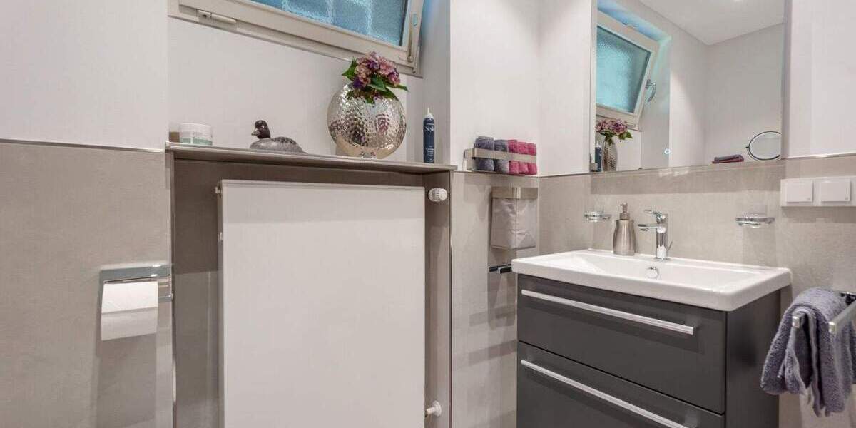 Bungalow Neu-Isenburg Zeppelinheim - 7 Zimmer, 201 m&sup2;, 1.150.000&euro; | Angebot:25688107