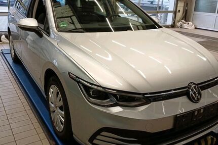 VW Golf 21.558 km 23.280 &euro; Frankfurt 60326