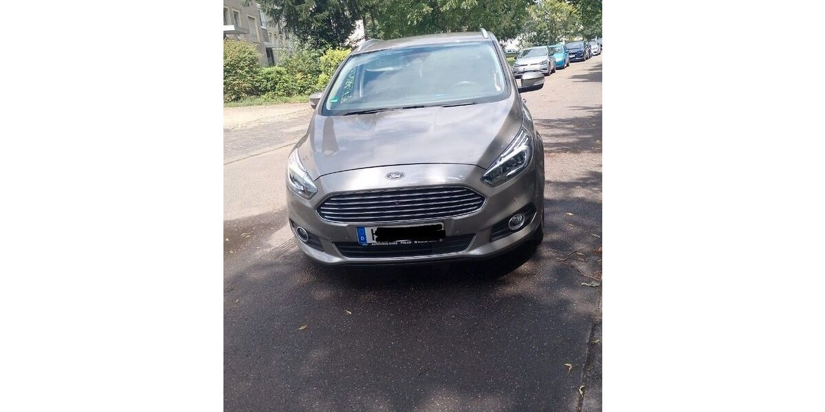 Ford S-Max 198.000 km 12.500 &euro; Hanau 63450