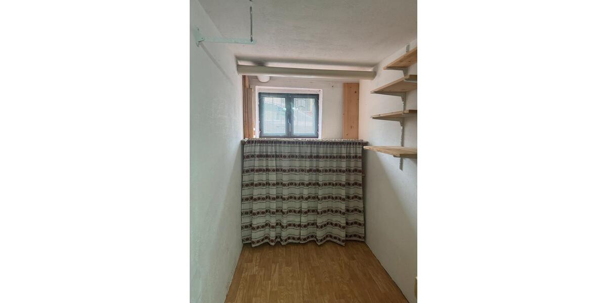Dachgeschoßwohnung Erzhausen - 2 Zimmer, 40 m&sup2;, 780&euro; | Angebot:25903891