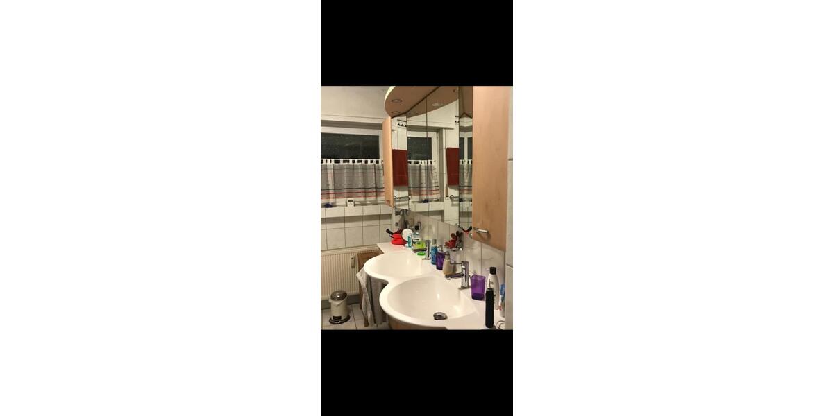 Etagenwohnung Dreieich - 3.5 Zimmer, 95 m&sup2;, 1.315&euro; | Angebot:25213161