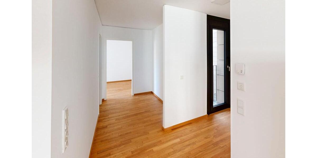 Etagenwohnung Frankfurt am Main - 2 Zimmer, 72 m&sup2;, 1.800&euro; | Angebot:25509896