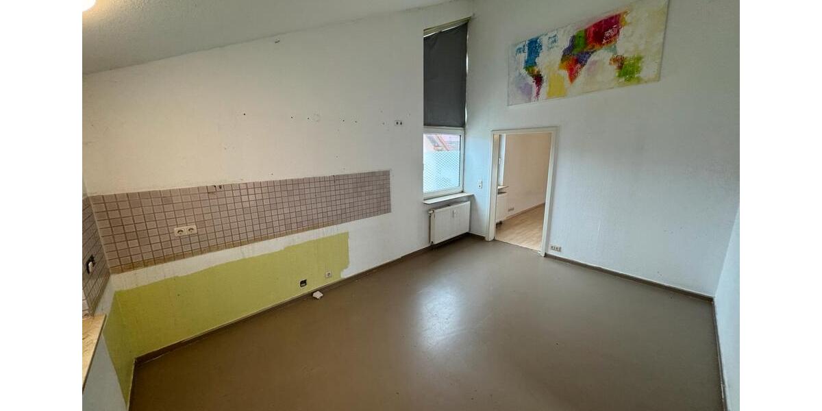 Dachgeschoßwohnung Glauburg - 3 Zimmer, 85 m&sup2;, 950&euro; | Angebot:25792448