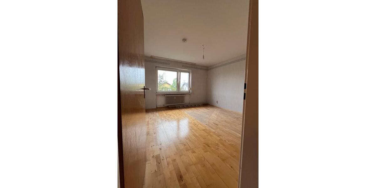 Etagenwohnung Babenhausen - 3 Zimmer, 72 m&sup2;, 185.000&euro; | Angebot:27528534