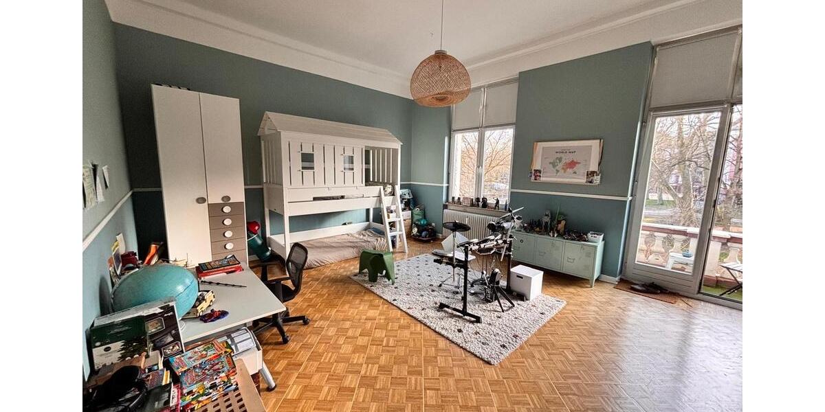 Etagenwohnung Frankfurt am Main Nordend Ost - 3 Zimmer, 140 m&sup2;, 2.570&euro; | Angebot:25841442