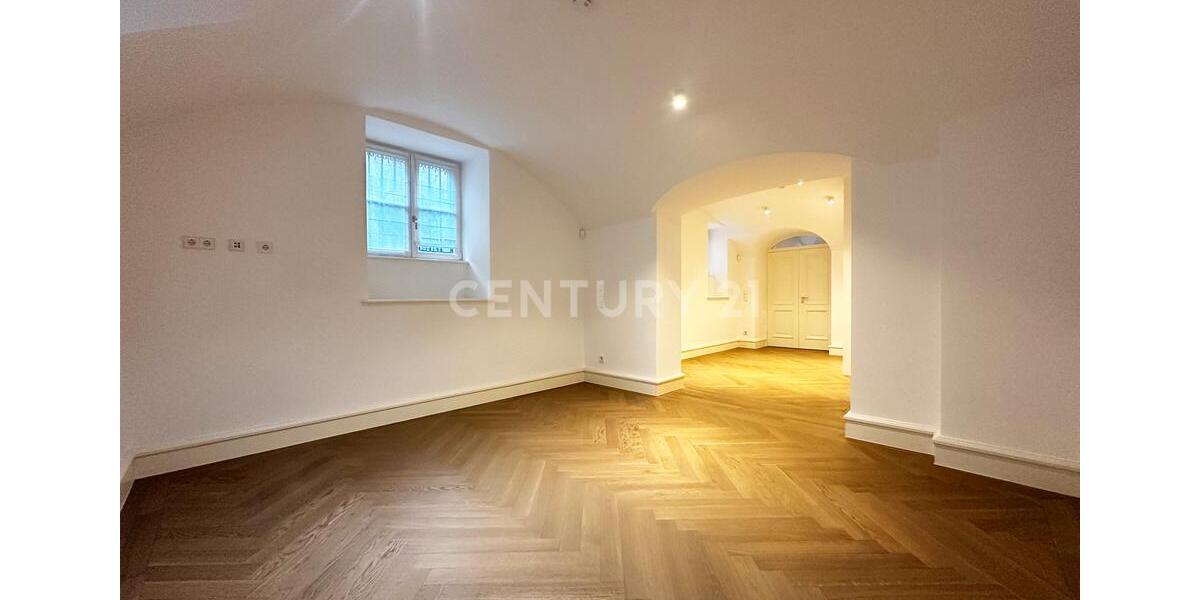Maisonettenwohnung Frankfurt am Main Westend Süd - 3.5 Zimmer, 138 m&sup2;, 4.000&euro; | Angebot:25886621