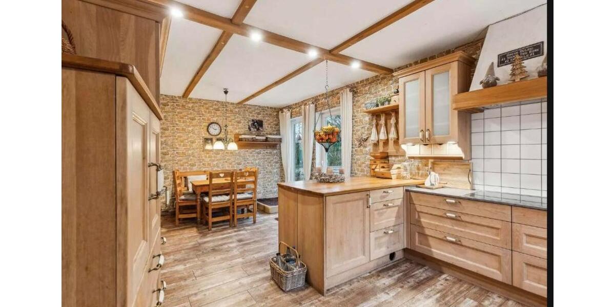 Einfamilienhaus Bad Nauheim - 10.5 Zimmer, 310 m&sup2;, 998.000&euro; | Angebot:25322115