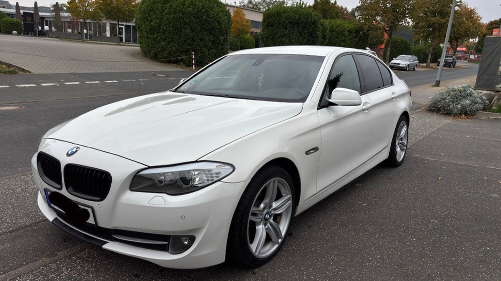 BMW 523 229.000 km 10.000 &euro; Frankfurt am Main 60311
