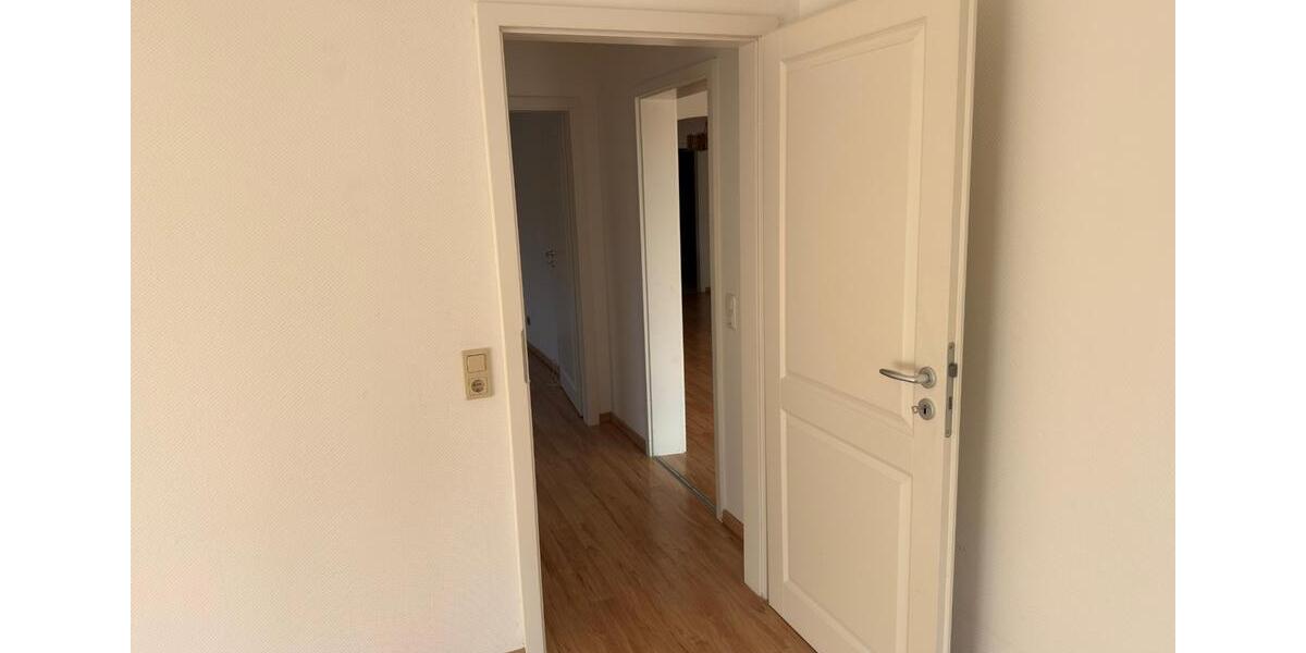 Etagenwohnung Offenbach am Main Bieber - 4.5 Zimmer, 90 m&sup2;, 315.000&euro; | Angebot:25649536