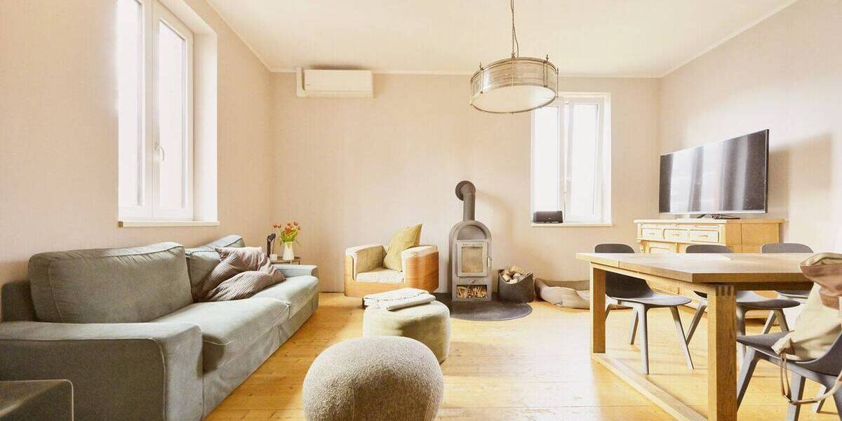 Mehrfamilienhaus, Wohnhaus Frankfurt am Main Seckbach - 6 Zimmer, 242 m&sup2;, 1.100.000&euro; | Angebot:26139136